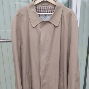 Vintage Aquascutum Men's Beige Single Breasted Trench Coat